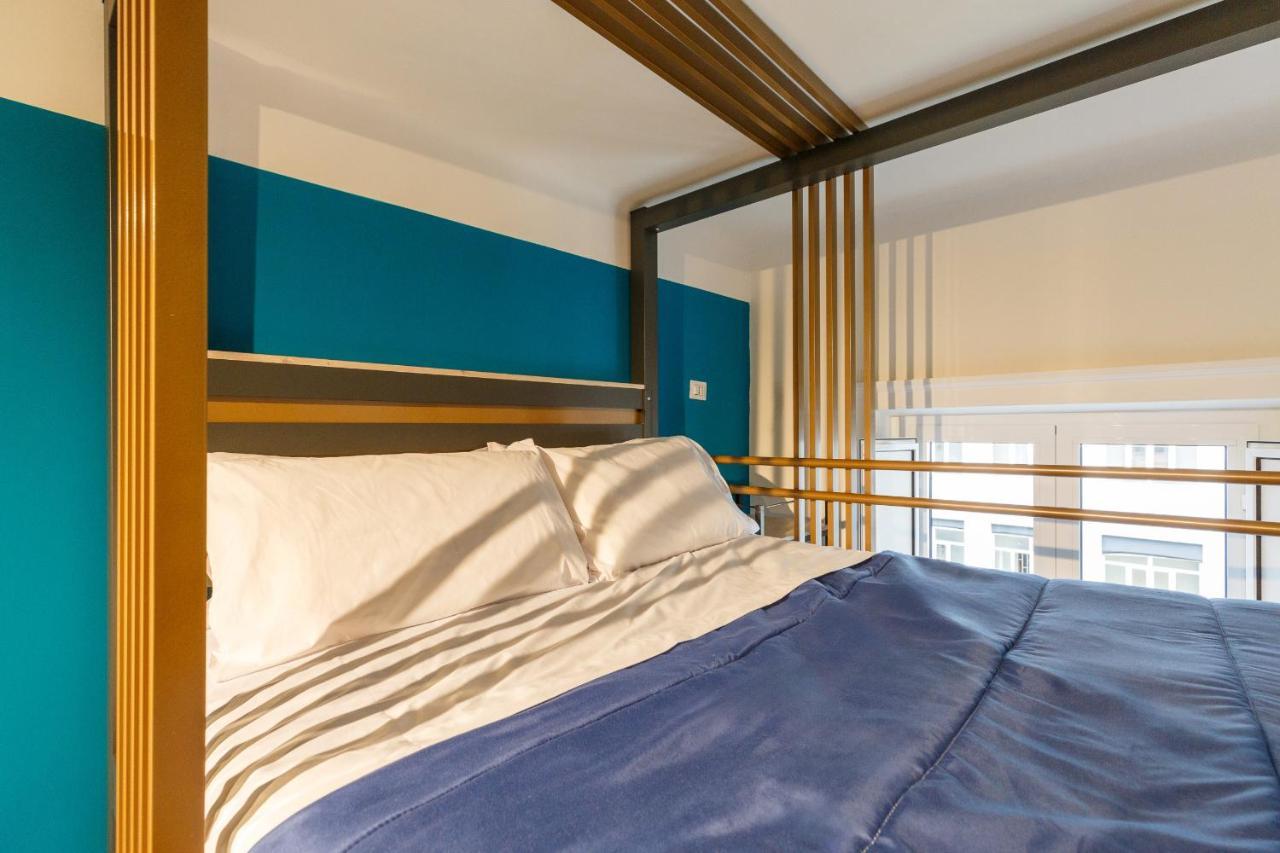 Central Station Apartments & Suites Napels Buitenkant foto